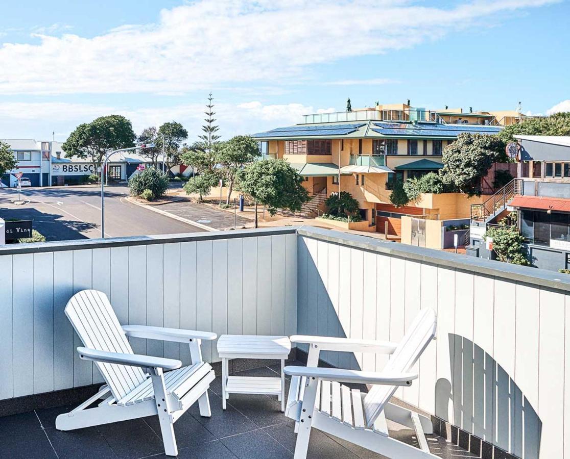 The Surf House Hostel Byron Bay Exterior photo